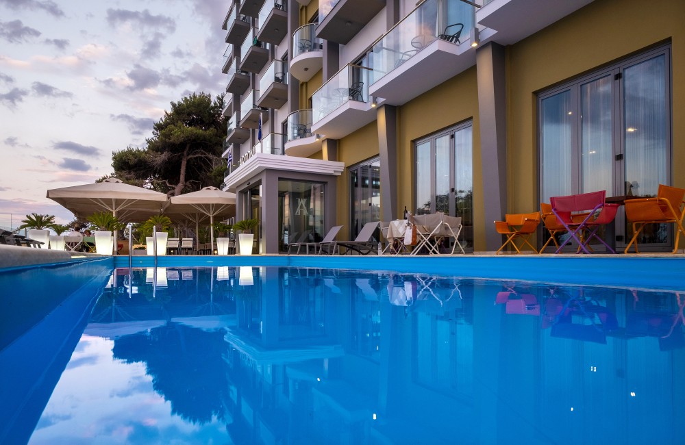 4* Arion Hotel - Ξυλόκαστρο ✦ -50% ✦ 4 Ημέρες (3 Διανυκτερεύσεις)